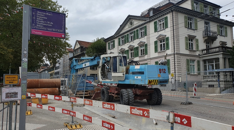 Baustelle an der Haltestelle Theater.